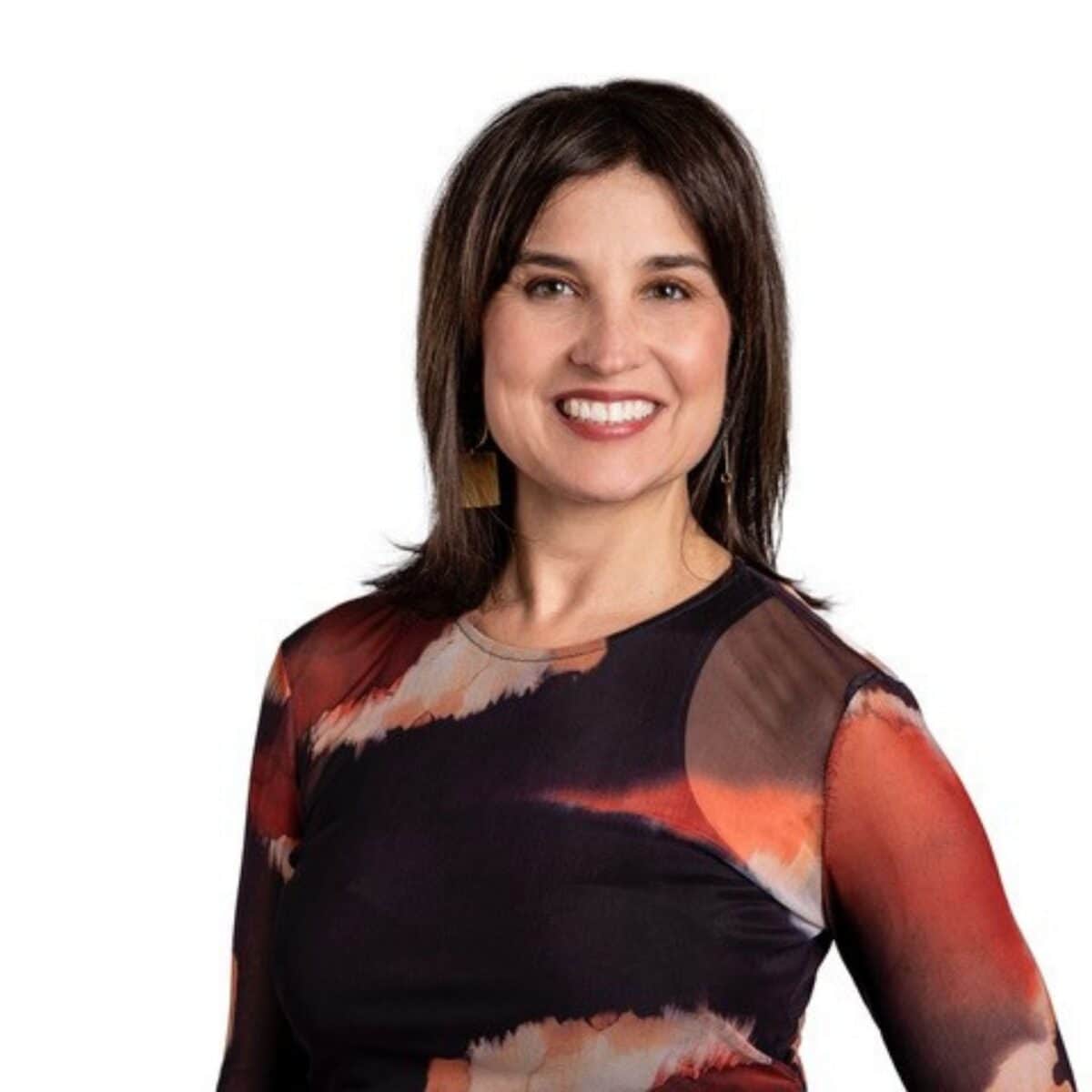 Headshot of Dawna Atamanchuk, PCC with the International Coaching Federation. Known for leadership development and driving meaningful growth.