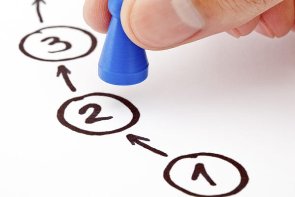 pawn moving on numbered path